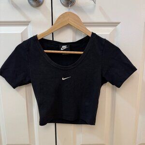 Nike Women’s Tight Scoop-Back Short Sleeve Mini Rib Top Black XS